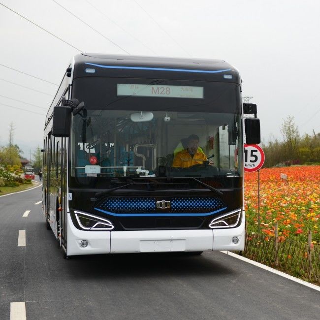 10.5m Low Entry รถบัสไฟฟ้าสะอาด A Sustainable Transit Solution 20-30 ที่นั่ง