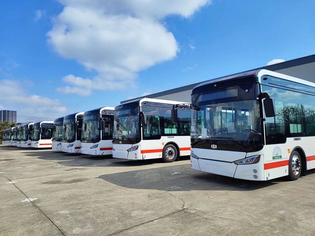 10รถบัสขนส่งไฟฟ้าใหม่ขนาด 0.5 เมตร มีผู้โดยสาร 30 คน รถบัสเมืองที่ไม่มีการปล่อยก๊าซ