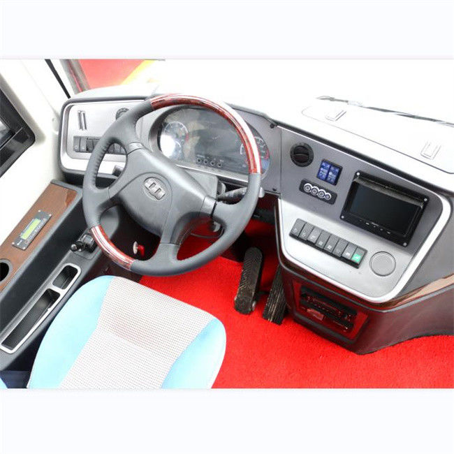 รถบัสรถบัสไฟฟ้า 11m รถบัสท่องเที่ยวหรูหรา 46 ที่นั่ง การแก้ไขการขนส่งสาธารณะที่ยั่งยืน